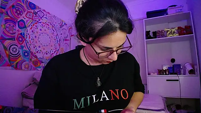 Amarantha 666 online show from 10.15.25