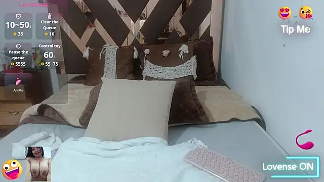 lindaesmeralda online show from 01.19.26