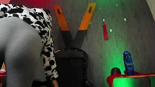 CharlotteScotte online show from 01.14.25