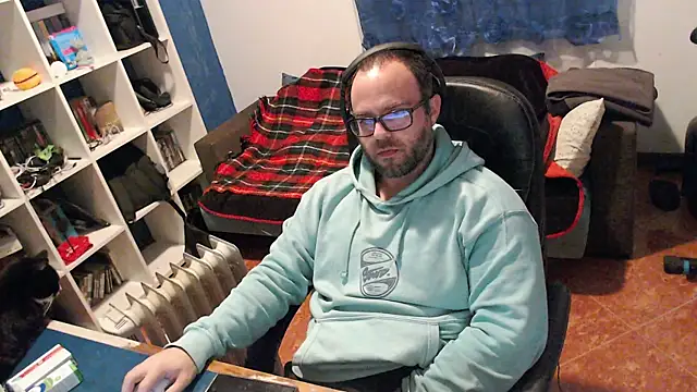 Snapshot of ravingr4d4 chatting on 02.01.25 ravingr4d4 online show from 02.01.25