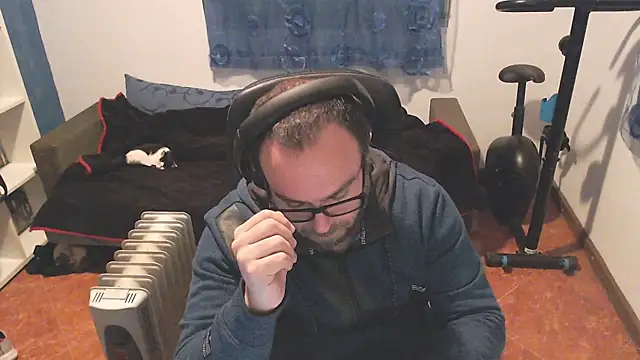 Snapshot of ravingr4d4 chatting on 02.13.25 ravingr4d4 online show from 02.13.25