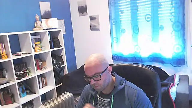 Snapshot of ravingr4d4 chatting on 02.19.25 ravingr4d4 online show from 02.19.25