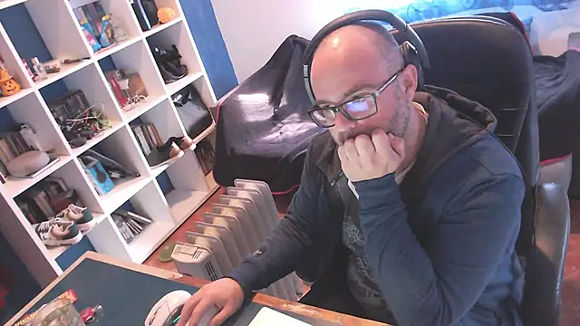Snapshot of ravingr4d4 chatting on 02.26.25 ravingr4d4 online show from 02.26.25