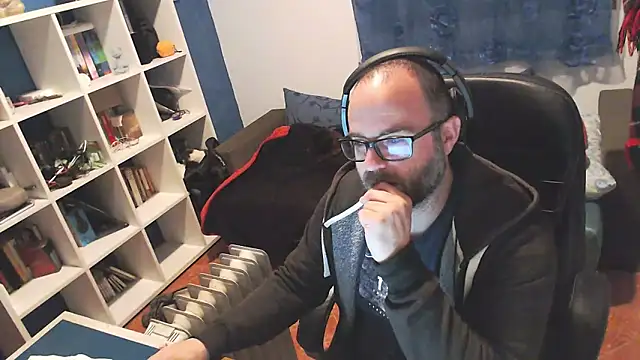 Snapshot of ravingr4d4 chatting on 03.19.25 ravingr4d4 online show from 03.19.25