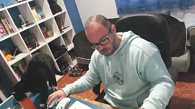 ravingr4d4 online show from 11.17.25