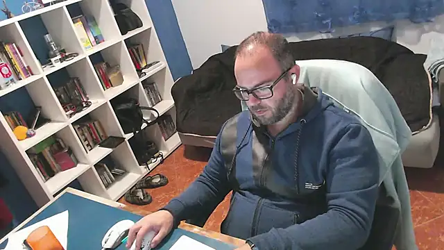 ravingr4d4 online show from 11.17.25