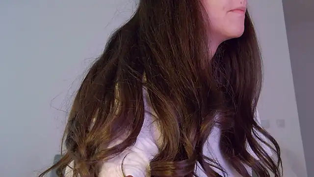 Snapshot of LilyRoselyn chatting on 09.12.25 LilyRoselyn online show from 09.12.25