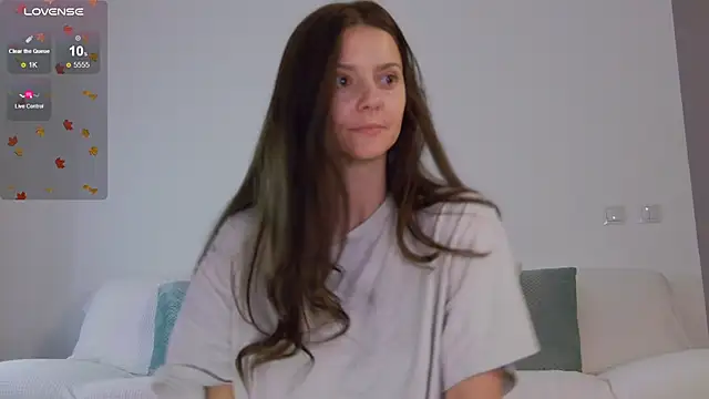 LilyRoselyn online show from 10.31.25