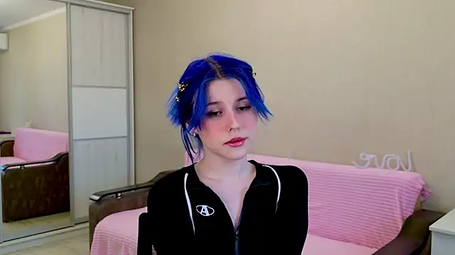 Snapshot of Alisa_Black_Star chatting on 12.21.24 Alisa Black Star online show from 12.21.24