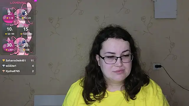 Snapshot of VladaCandy chatting on 02.23.25 VladaCandy online show from 02.23.25