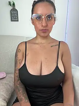 Seized lust online show from 03.10.26