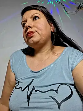 Snapshot of NastyMessyAnal chatting on 12.27.24 NastyMessyAnal online show from 12.27.24