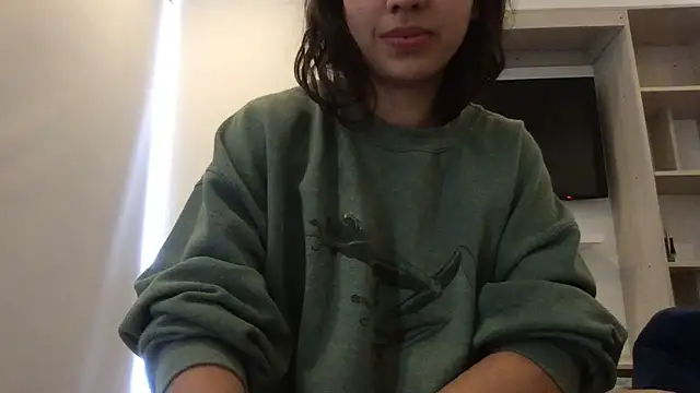 Sophi  a online show from 04.18.26