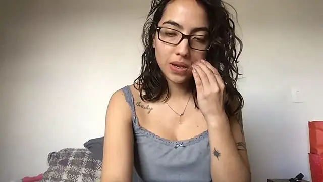 Sophi  a online show from 07.25.26