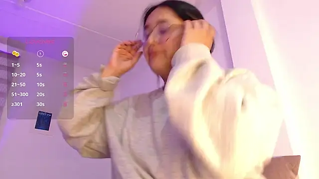 Megan FE online show from 10.04.25