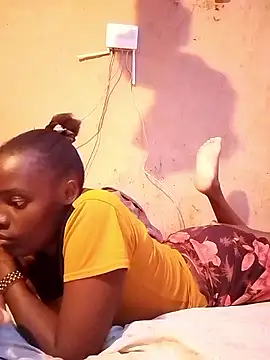 cute naimah online show from 10.12.25