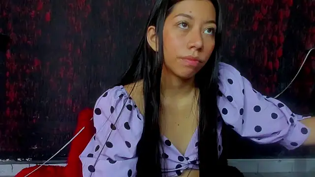 sexylaurita online show from 12.27.24