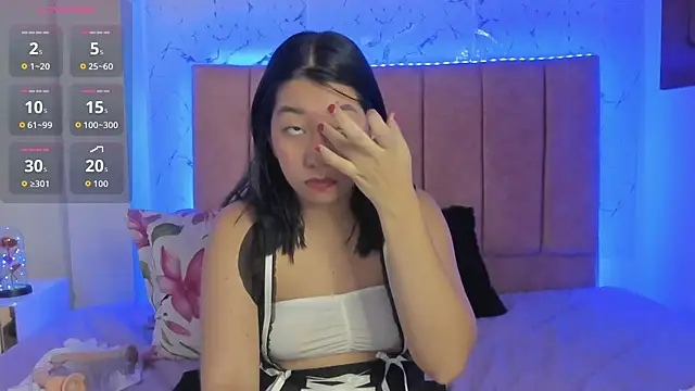 Snapshot of sexylaurita chatting on 09.24.25 sexylaurita online show from 09.24.25