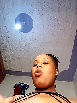Snapshot of SexyTamarah chatting on 02.05.25 SexyTamarah online show from 02.05.25