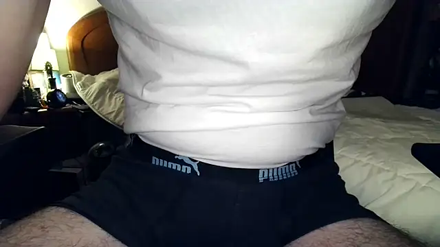 Snapshot of Hornyboyspanish2 chatting on 07.22.26 Hornyboyspanish2 online show from 07.22.26
