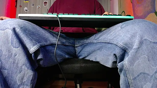 zacwatson  online show from 12.10.24