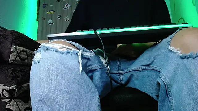 zacwatson  online show from 12.20.24