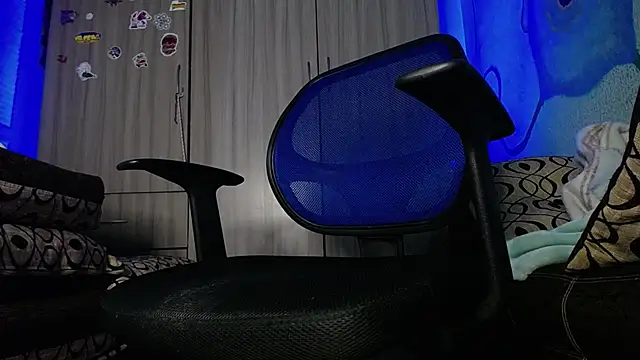 zacwatson  online show from 02.01.25