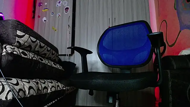 zacwatson  online show from 02.20.25