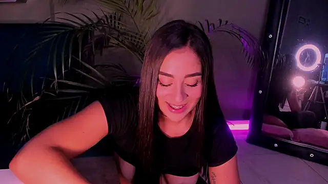 Sussy Bell01 online show from 02.23.25