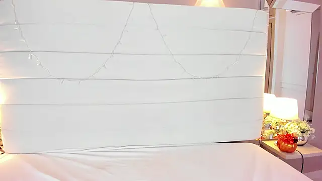 Snapshot of Lilly_2809_ chatting on 10.04.25 Lilly 2809 online show from 10.04.25