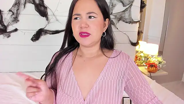 Snapshot of Lilly_2809_ chatting on 10.24.25 Lilly 2809 online show from 10.24.25