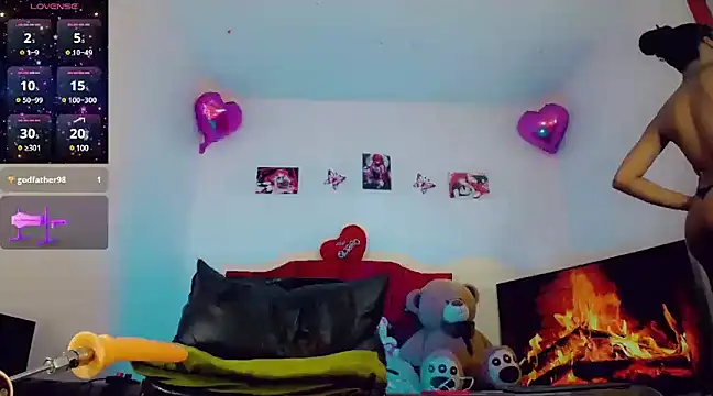 Snapshot of _ChanellR_ chatting on 01.20.25 ChanellR online show from 01.20.25