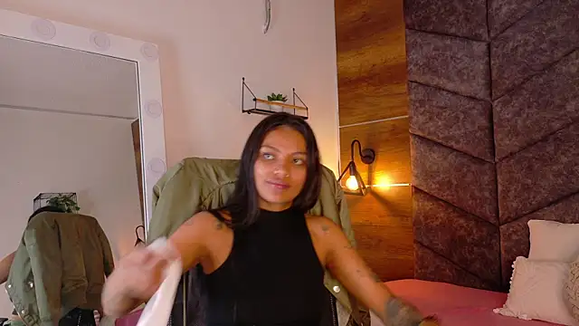 Snapshot of rachellmartinez chatting on 09.20.25 rachellmartinez online show from 09.20.25