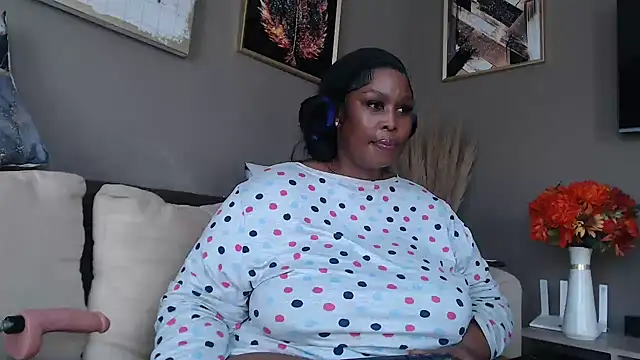 ThickyMinajxx online show from 11.14.25