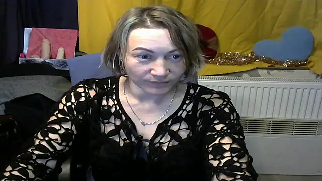 Snapshot of wLESLYMOSw chatting on 01.08.25 wLESLYMOSw online show from 01.08.25