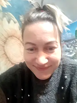 Snapshot of wLESLYMOSw chatting on 02.01.25 wLESLYMOSw online show from 02.01.25