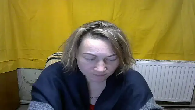 Snapshot of wLESLYMOSw chatting on 02.05.25 wLESLYMOSw online show from 02.05.25