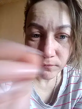 Snapshot of wLESLYMOSw chatting on 02.09.25 wLESLYMOSw online show from 02.09.25