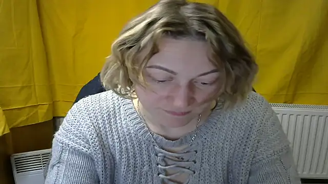 Snapshot of wLESLYMOSw chatting on 02.12.25 wLESLYMOSw online show from 02.12.25