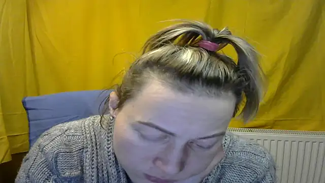 Snapshot of wLESLYMOSw chatting on 02.17.25 wLESLYMOSw online show from 02.17.25