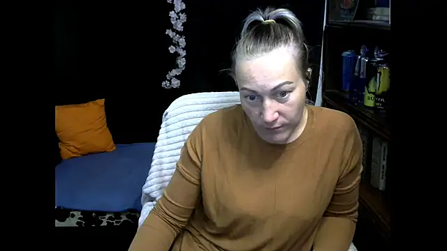 Snapshot of wLESLYMOSw chatting on 09.16.25 wLESLYMOSw online show from 09.16.25