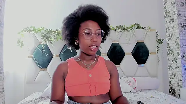 EmmaSanzz  online show from 01.21.25