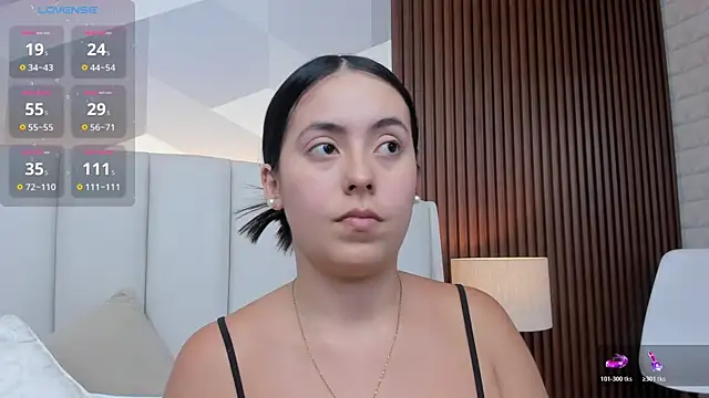 Julietasantos   online show from 01.16.26