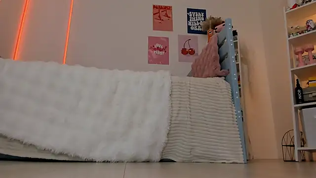 Lily Young online show from 10.20.25