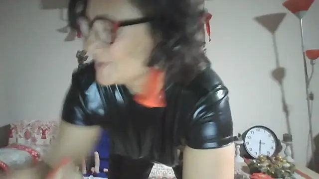 LadyLizi online show from 12.16.24