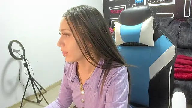 Carolina hernandez22 online show from 01.11.25