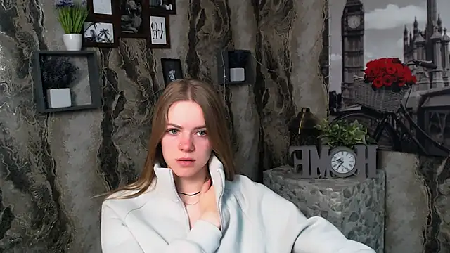 AliceFlirtt  online show from 10.23.25