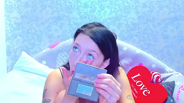 Vanessa Florence online show from 10.16.25