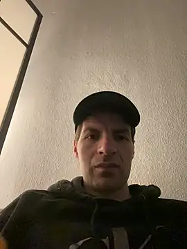 Ricoleckt online show from 01.05.25