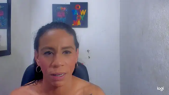 Snapshot of juanblakbigcock chatting on 10.10.25 juanblakbigcock online show from 10.10.25